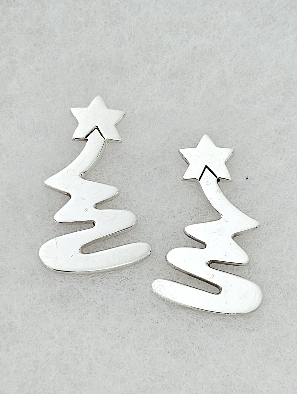 Silpada Very Rare Sterling Silver Christmas Tree Star Vintage Earrings P0775